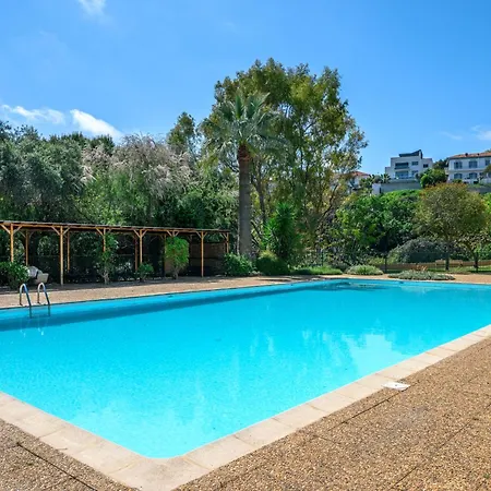 Rivella Apartment